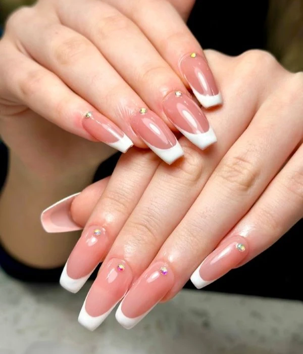Dipping powder nails